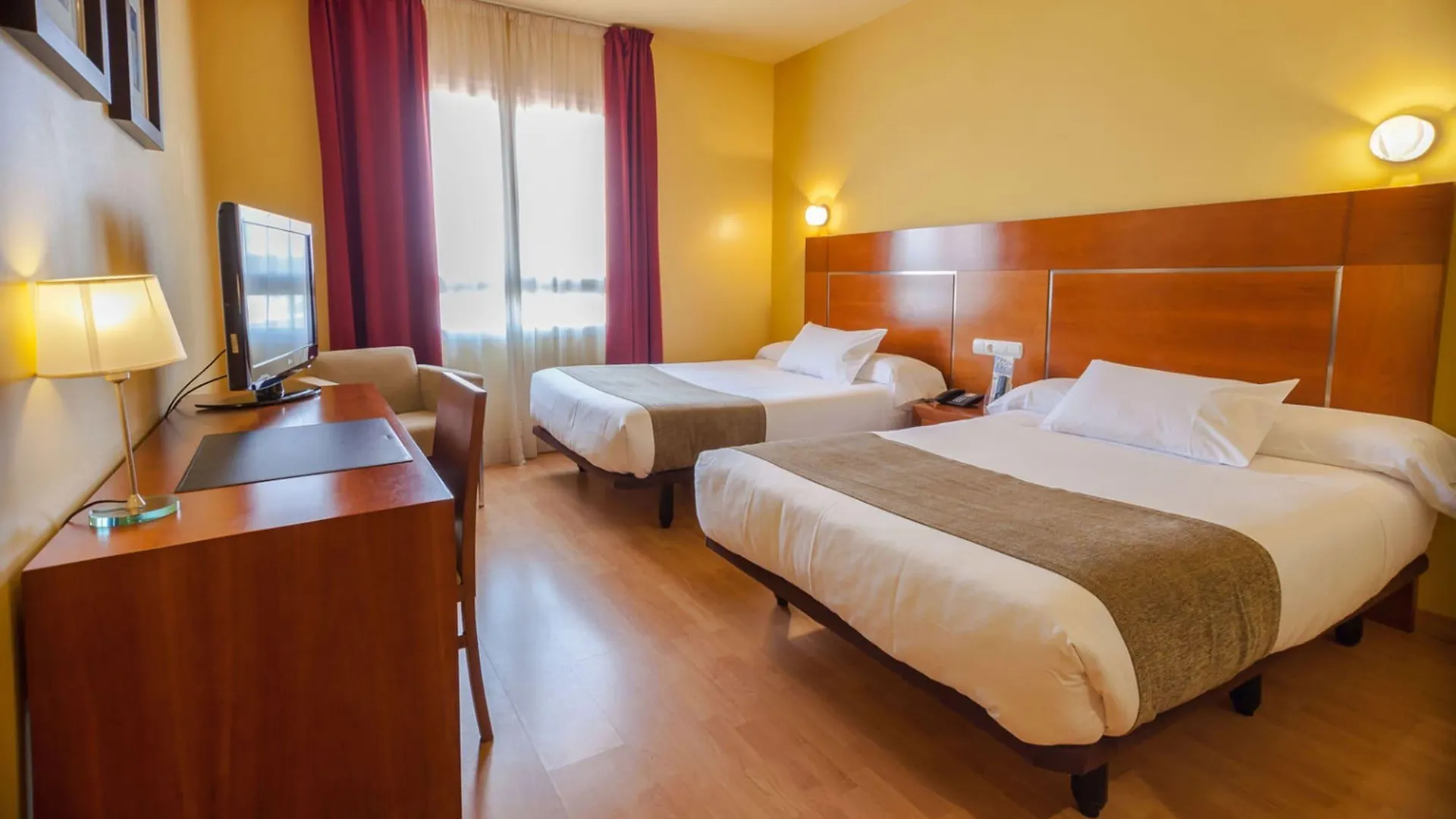 ****  Hotel Andia Orcoyen Spain