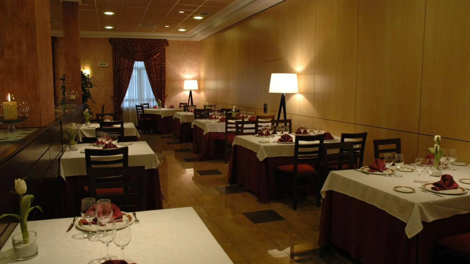 Hotel Andia Orcoyen 4*,